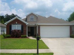 4615 Smithfield Dr, Northport, AL 35473