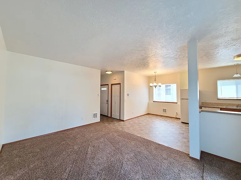 6022 N Wiscomb St — Photo 5