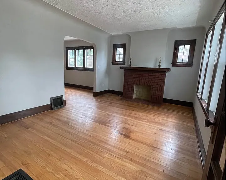 1712 Lafayette Ave SE — Photo 5