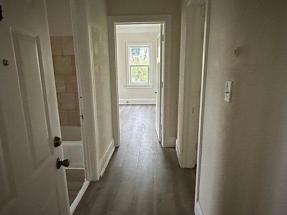 2nd image of 735 20th Ave APT 4