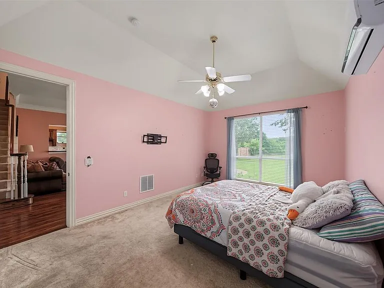 1335 Bradford Dr — Photo 35