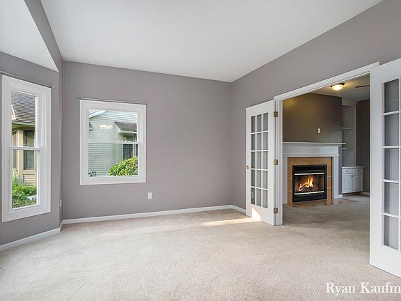 5th image of 1055 Dogwood Meadows Dr SE
