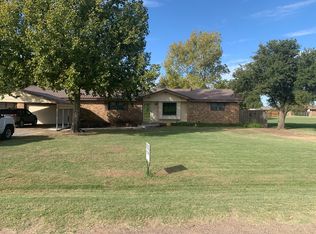 1006 S Ave I, Chillicothe, TX 79225