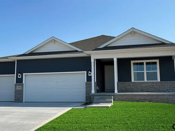 18409 Rose Lane Rd, Omaha, NE 68136