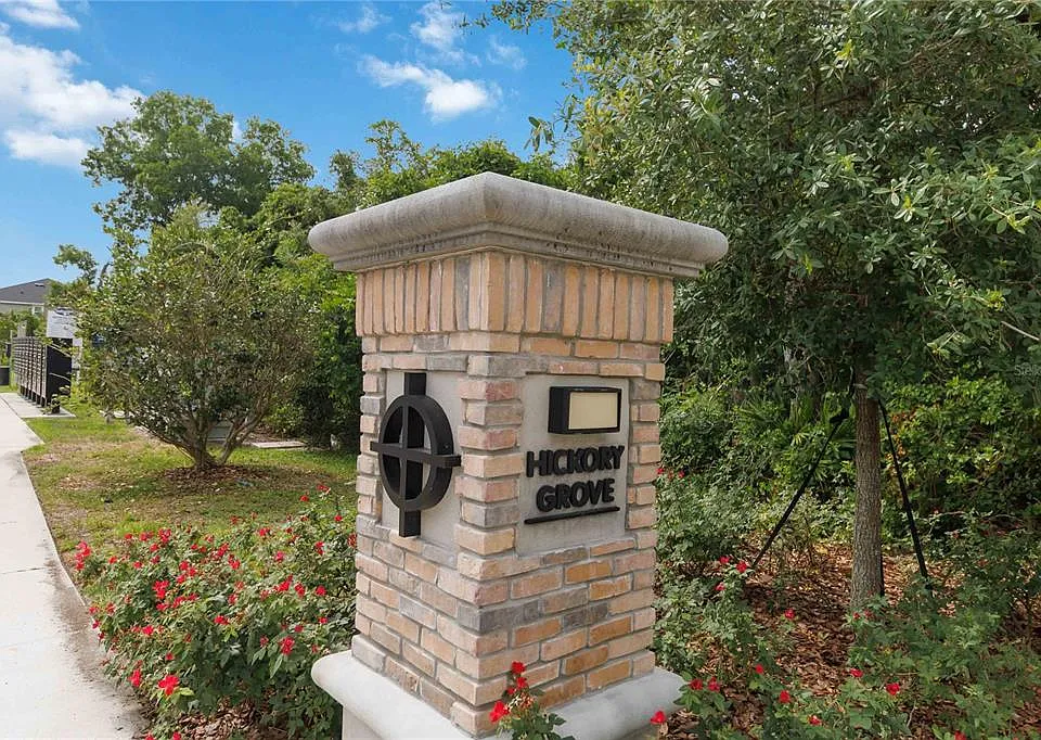 1326 Tarflower Dr
