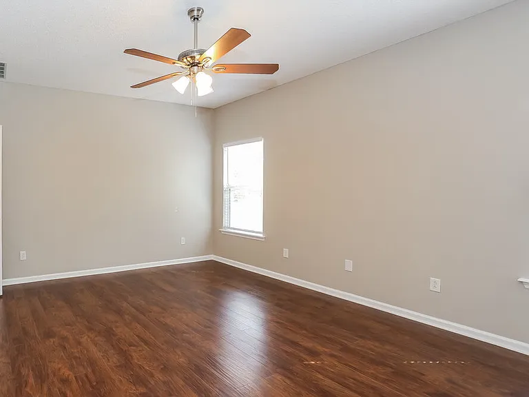 896 Bonaparte Landing Blvd — Photo 15