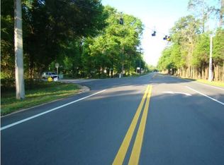 510 Highway 90 W, Holt, FL 32564