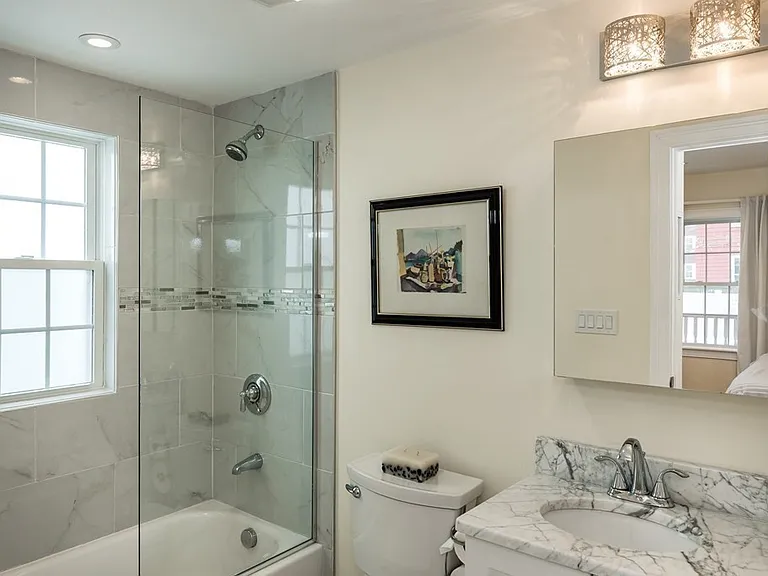 141 Williams St #1 — Photo 6