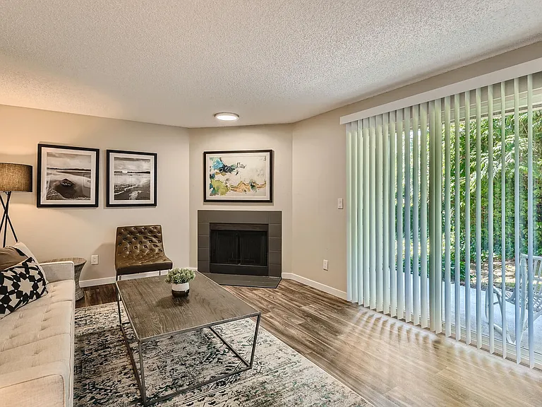 Align Apartments — Photo 6