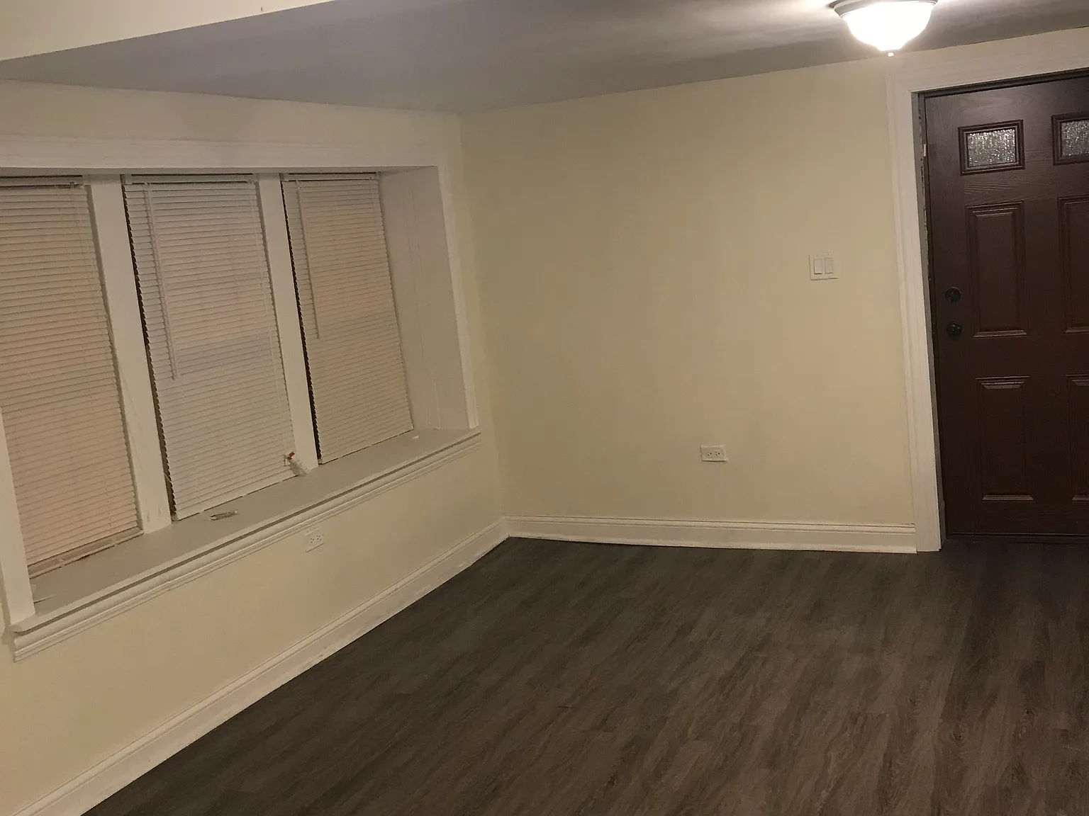 2 bed, 750 sqft, $1,150 — Photo 1