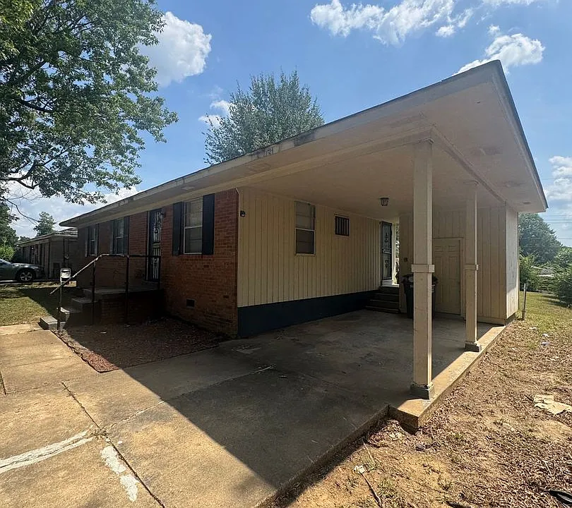 721 Western Park Dr