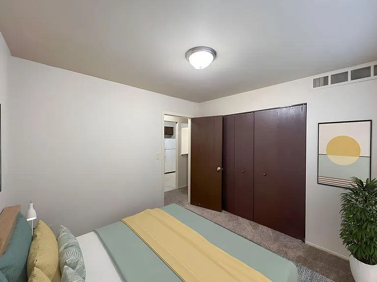 Chalet Villa Lakefront Community — Photo 41