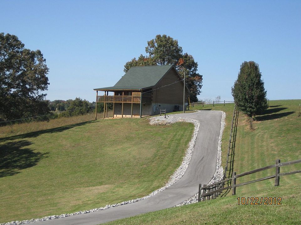 2nd image of 1950 Leatherwood Ln