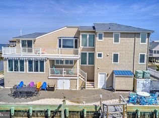 128 W Winifred Ave, Brant Beach, NJ 08008