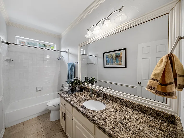 351 Cove Dr — Photo 27