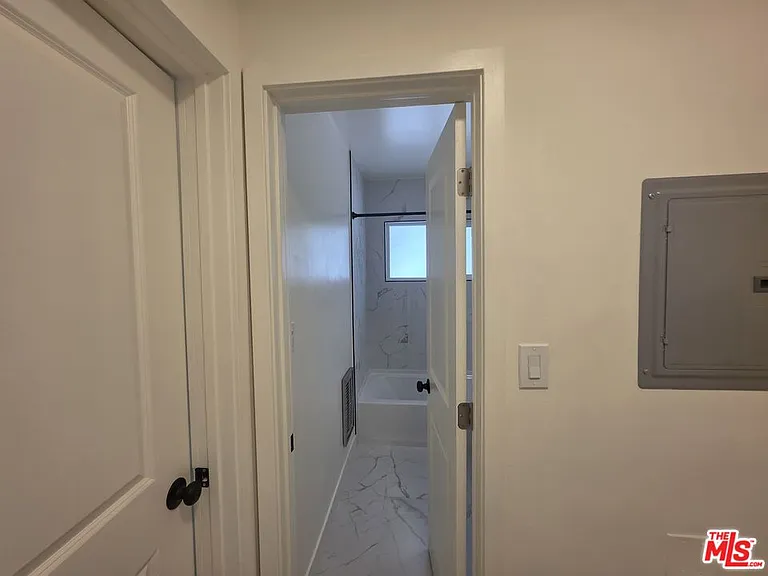 1411 Innes Pl #3 — Photo 40