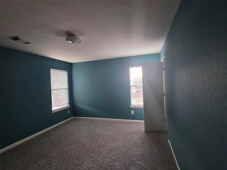 15515 Bartlett Pear Ct — Photo 6