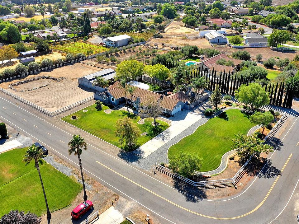 1st image of 16998 W Los Padres Dr