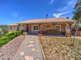 1300 Leisure Ln, Frazier Park, CA 93225