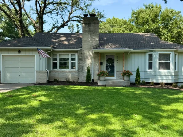 5708 W 78th St, Prairie Village, KS 66208