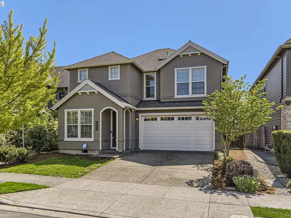 15610 SE Kingbird Dr, Clackamas, OR 97015