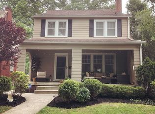 17 Brevoort Rd, Columbus, OH 43214