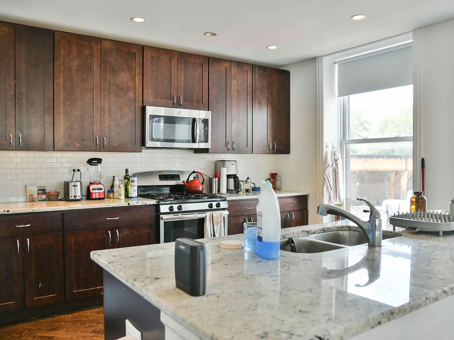 2450 N Milwaukee Ave — Photo 2