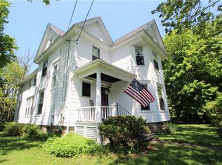 201-203 N Broad St, Sackets Harbor, NY 13685