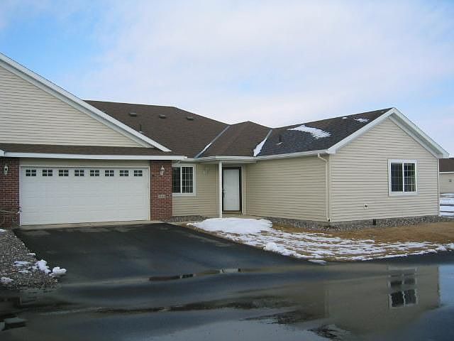 1st image of 1283 Heritage Ln