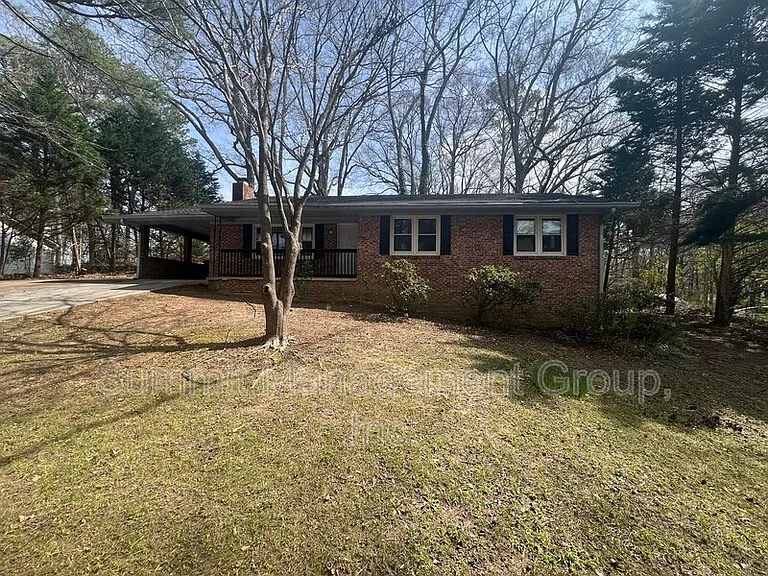 8293 Lakeview Dr SW — Photo 24