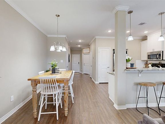 2nd image of 2155 Big River St