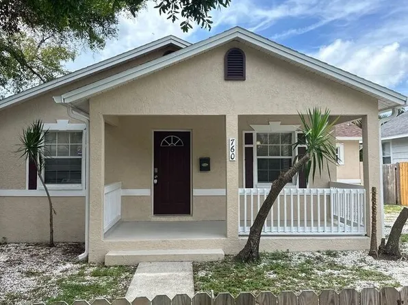 760 Newton Ave S, Saint Petersburg, FL 33701