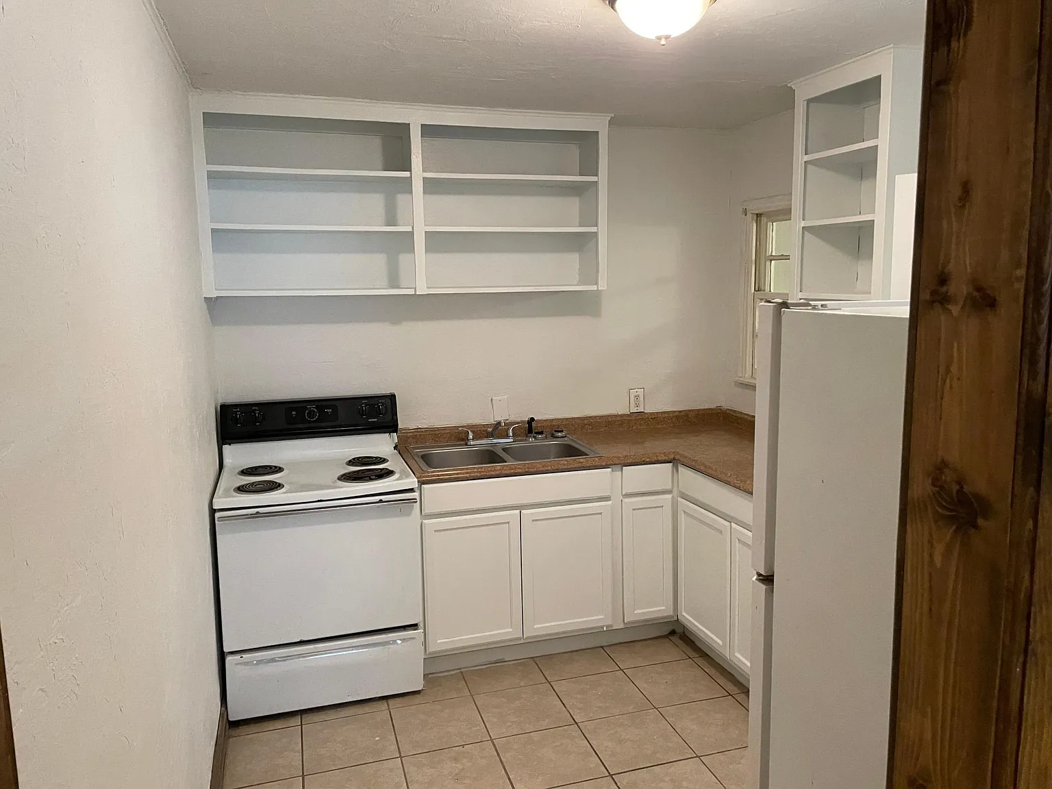 2120 N Rhode Island Ave — Photo 4