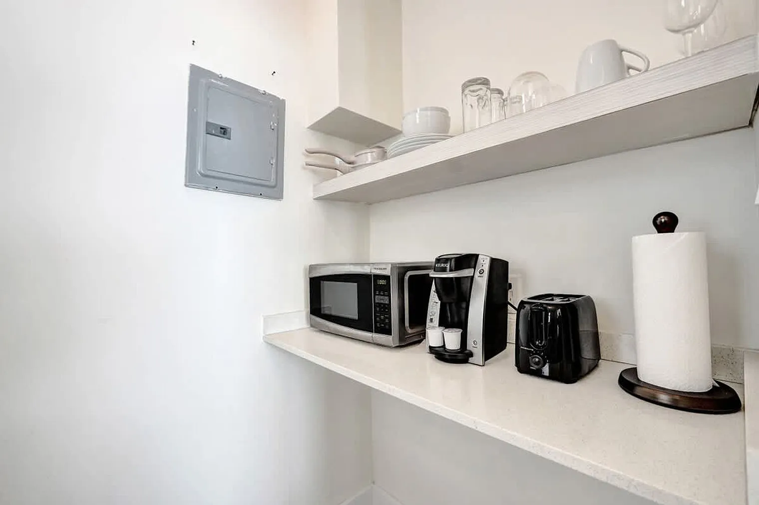Studio, 1.0 bath, 3229 sqft, $2,027 — Photo 3