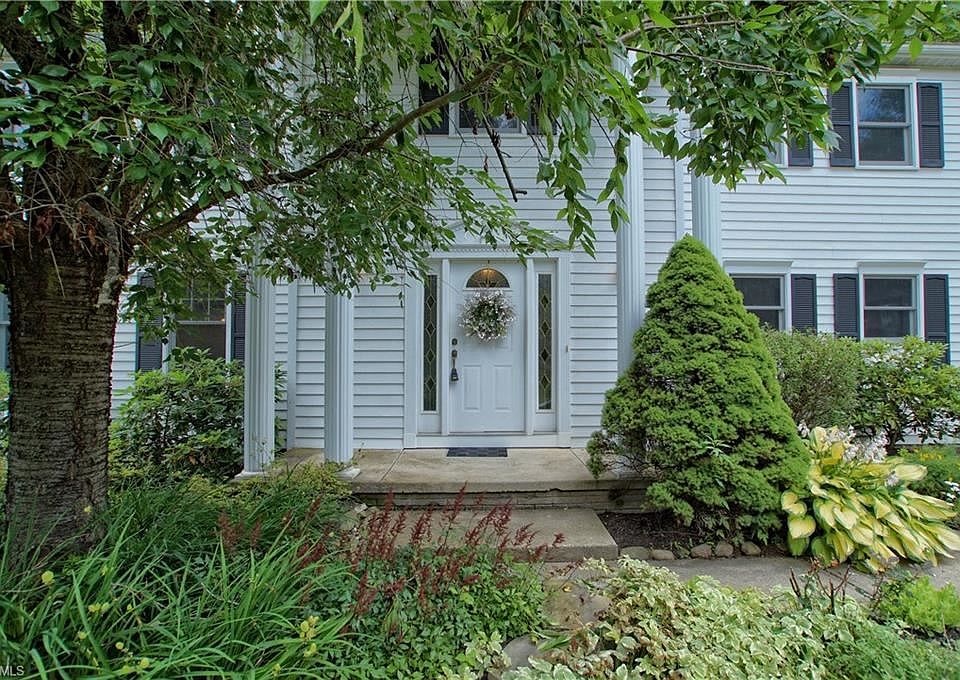 1st image of 18150 Rolling Brook Dr