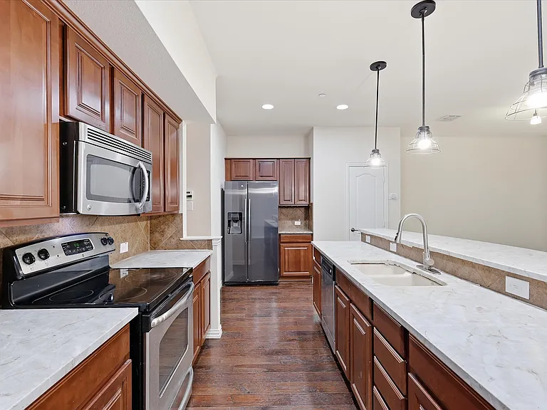 2649 Jacobson Dr — Photo 9