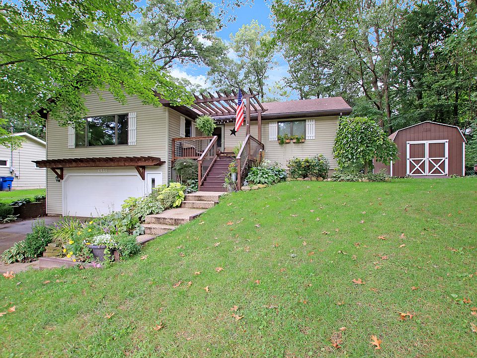 1st image of 4531 Scenic Dr