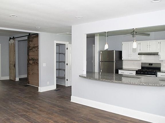 4th image of 1201 Linden St #A