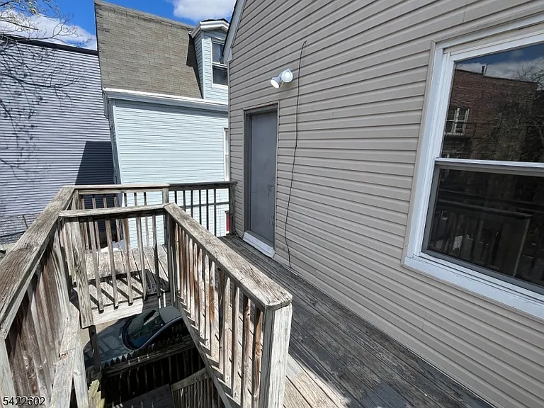 389 Myrtle Ave #2 — Photo 2