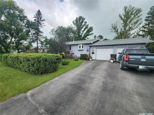 808 Assiniboia AVENUE, Stoughton, SK S0G 4T0