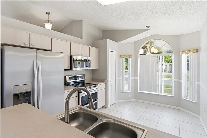 1537 Ridge Pointe Dr — Photo 5