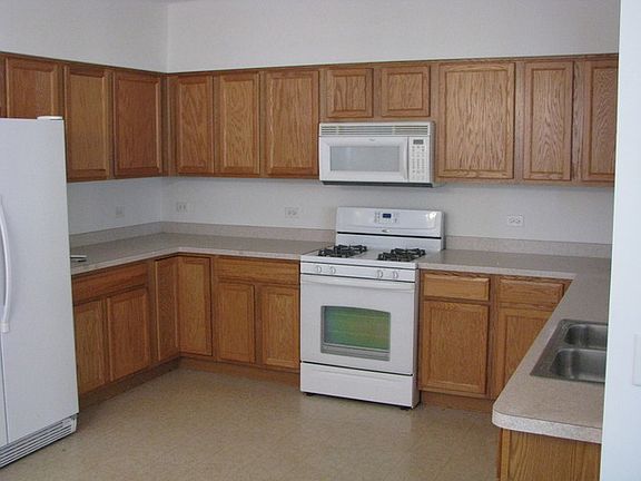 2nd image of 9810 Liberty Cir Unit 2W