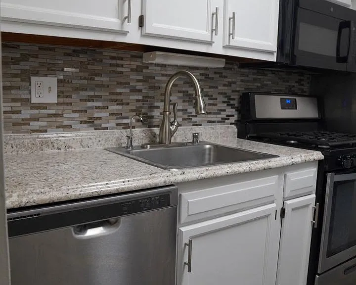 6093 Majors Ln #4J4 — Photo 8