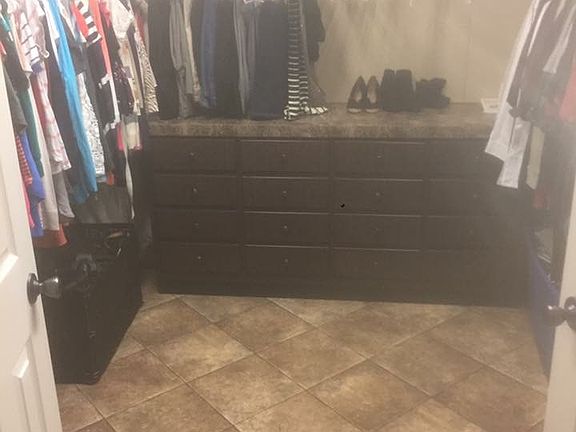 Master closet w/ built in