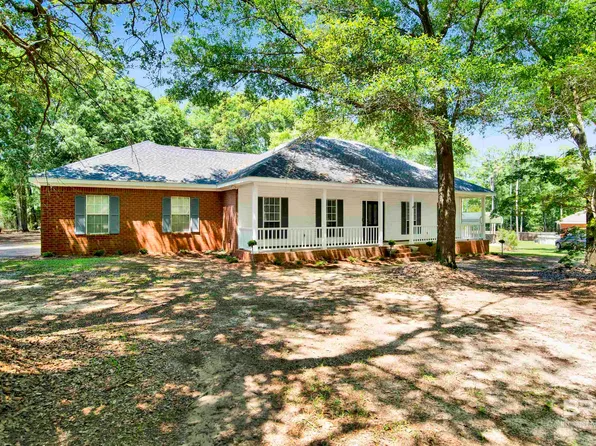 8520 Vintage Woods Dr, Mobile, AL 36619