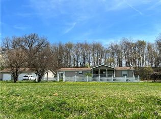 18500 Nicholson Rd, Wellsville, OH 43968