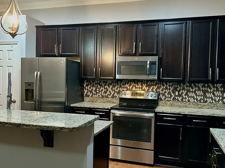 172 Shrewsbury Dr — Photo 9