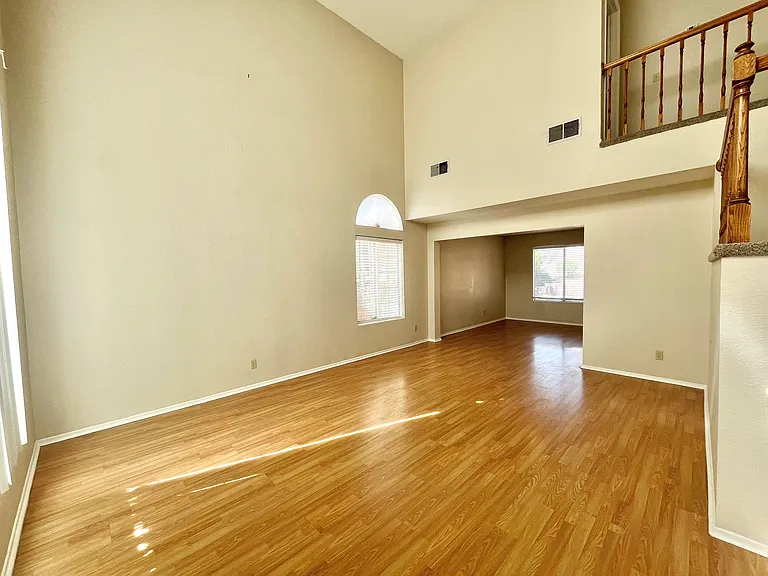 2929 Domino Way — Photo 3