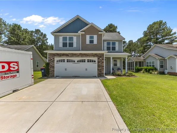 424 Derby Ln, Hope Mills, NC 28348