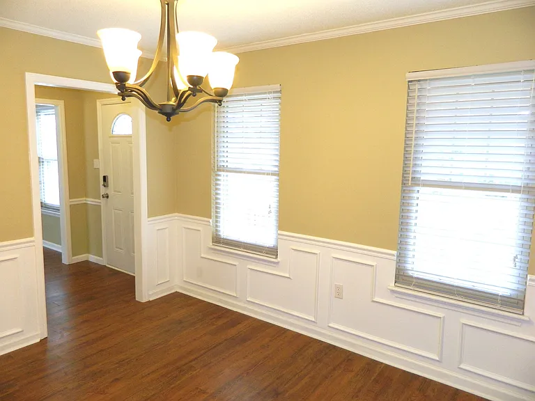 635 Clinton Way W — Photo 11